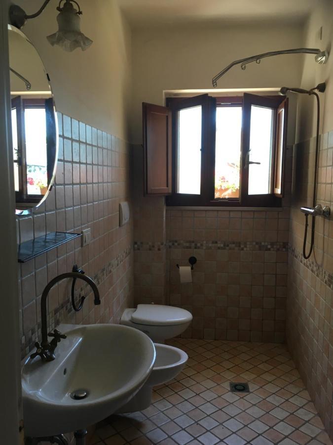 Apartamento Fiordiloto Monsampolo Del Tronto Exterior foto